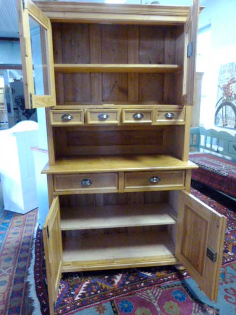 Küchenschrank