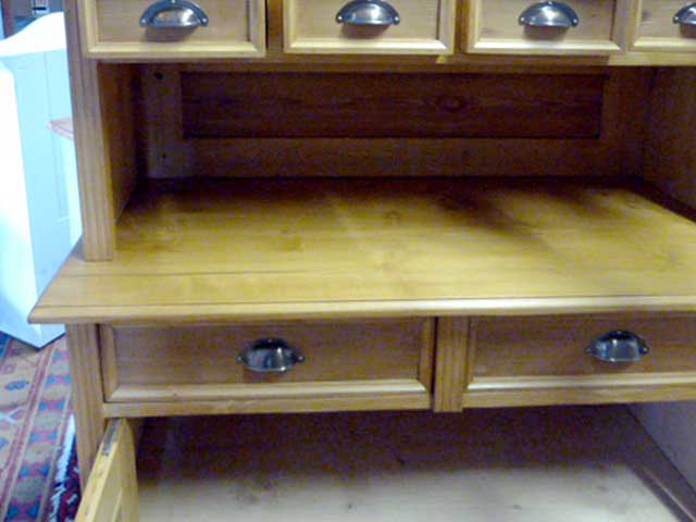 Küchenschrank