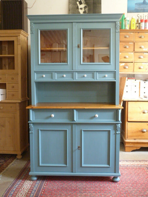 Küchenschrank