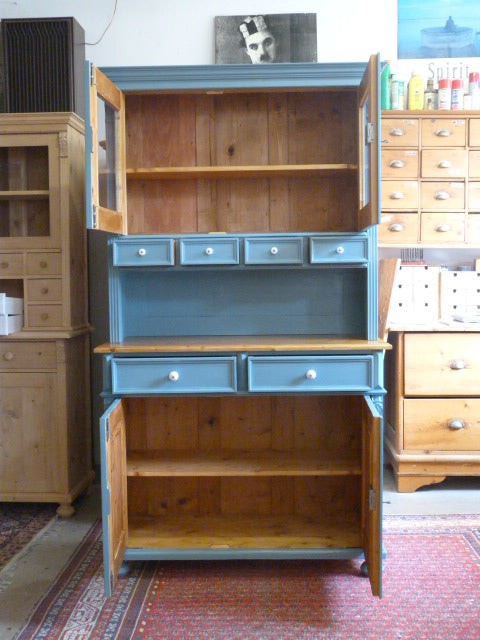 Küchenschrank