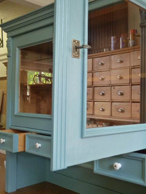 Küchenschrank