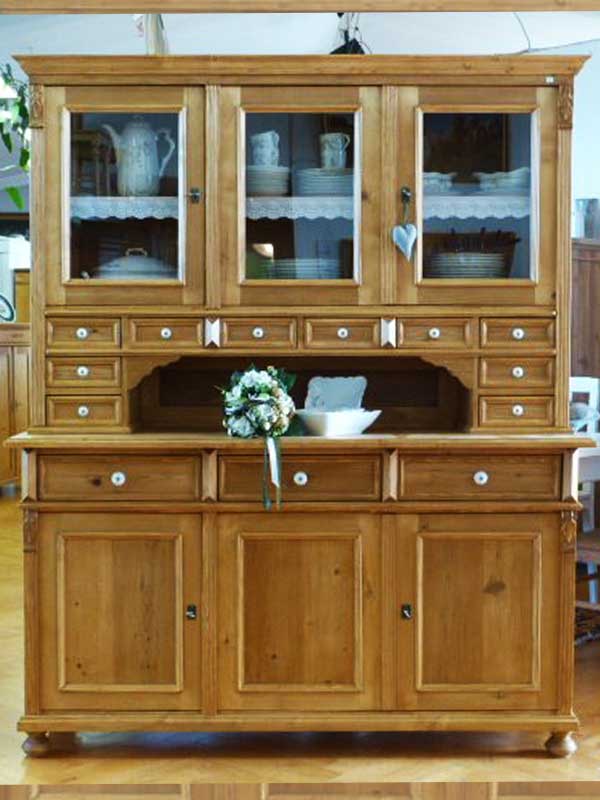 Küchenschrank